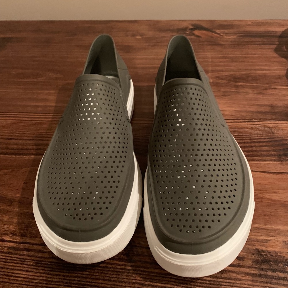Crocs